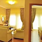 Selectum Noa Отель