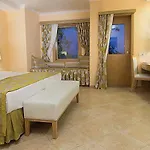 Отель Selectum Noa 5*