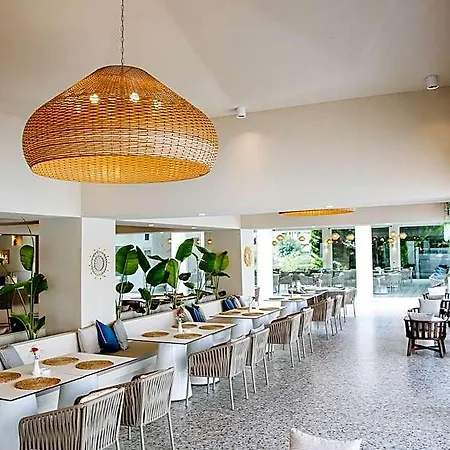 Selectum Noa Hotel